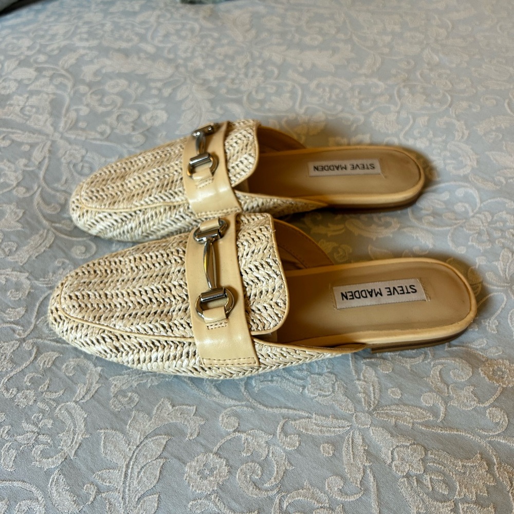 Steve Madden Women's Cream Woven Mules